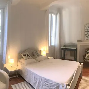 Affittacamere Rouge Et De, LʼIsle-sur-la-Sorgue